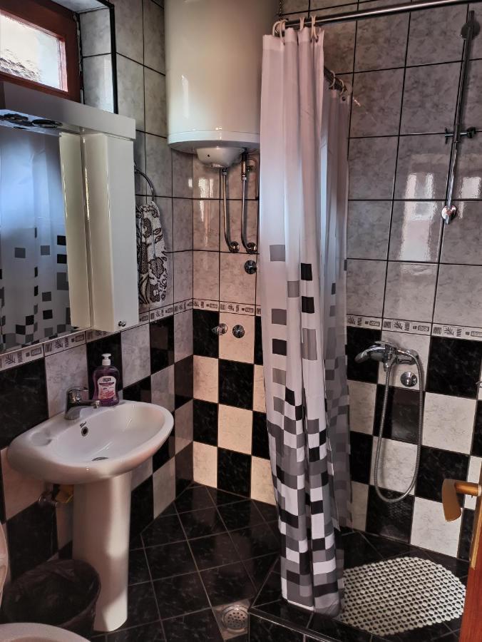 Apartman Ristic Нишка Баня Екстериор снимка