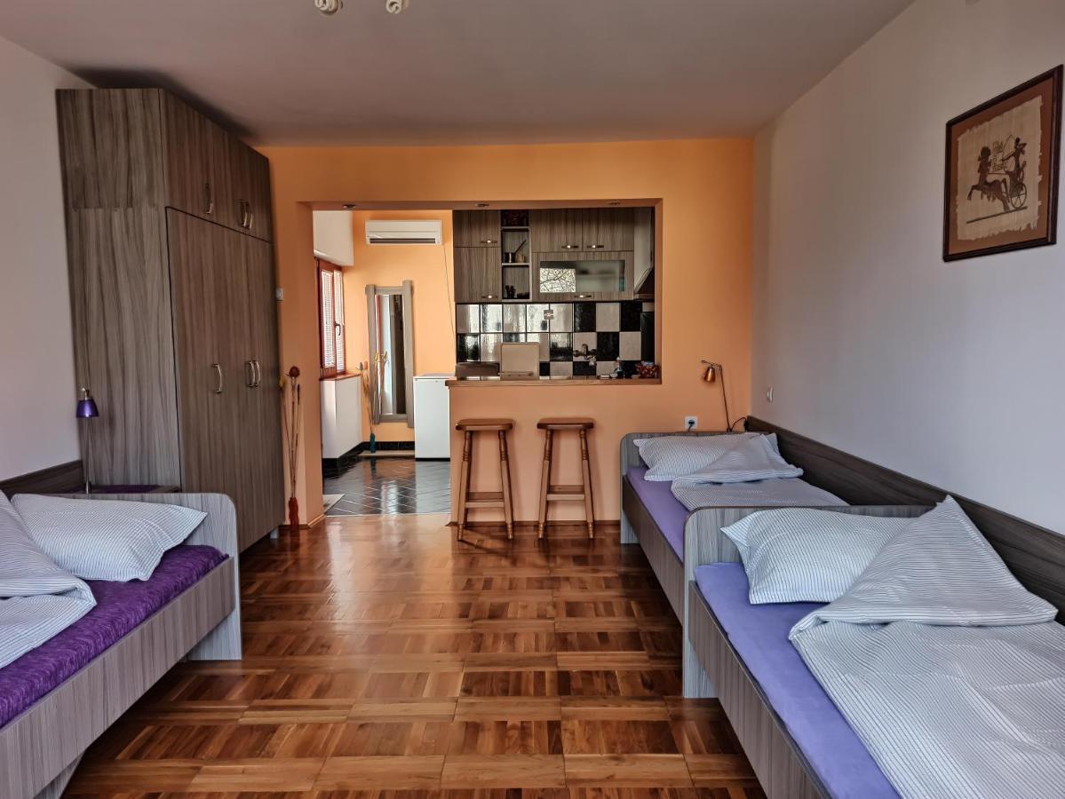 Apartman Ristic Нишка Баня Екстериор снимка