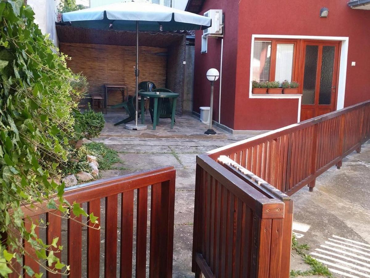 Apartman Ristic Нишка Баня Екстериор снимка